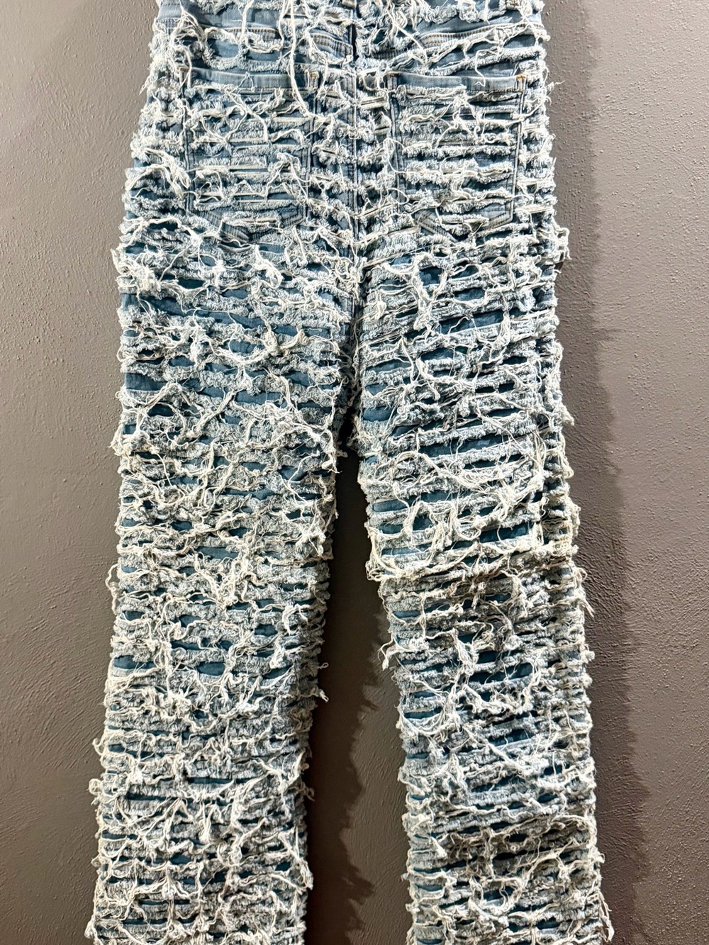 Women's Light Blue Distressed Skinny Jeans with Fringe Texture